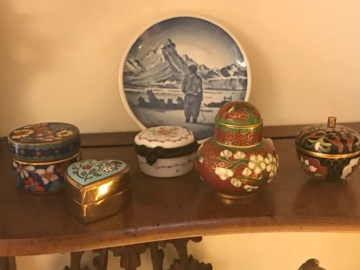 Small royal Copenhagen, small enameled boxes and jars