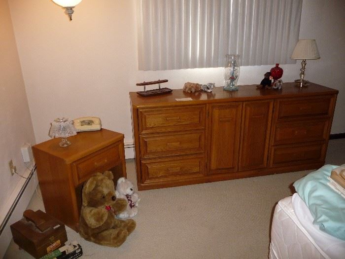 bed room chests or use for living room sofa table