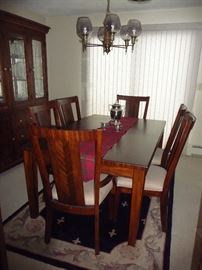 table and 6 chairs