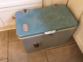 Vintage Coleman cooler