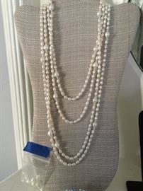 Super long necklace 