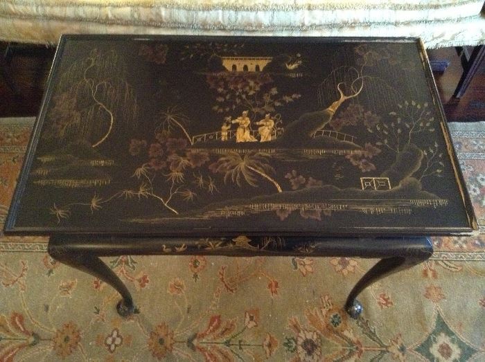 BLACK LACQUERED CHINESE TABLE