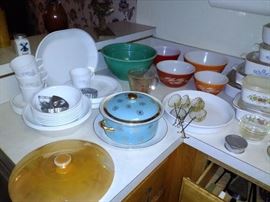 Pyrex, Corelle, Corning, Hall Casserole