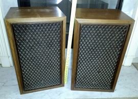 Pair of Vintage Sansui Speakers SP1500