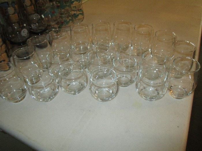 Set of clear drinking glasses