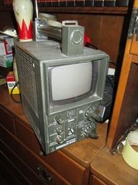 Vintage Panasonic Ranger-505 Portable Solid State Analog TV