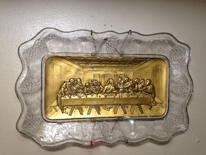 Glass and brass plate of the Last Supper