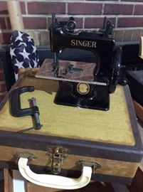 Great singer sewing machine portable