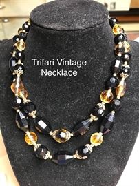 Trifari vintage necklace 