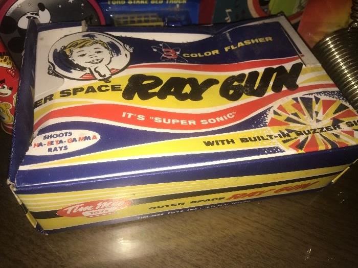Vintage toy Ray Gun