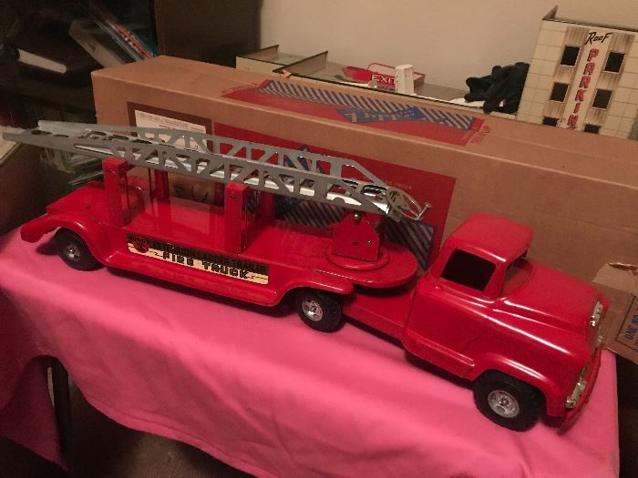 Vintage toy fire truck in excellent condition. 