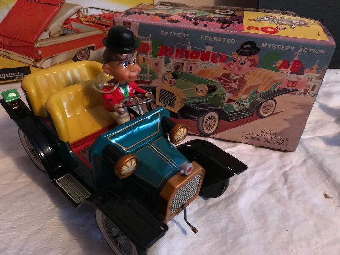 Vintage toy; Old Fashioned Car with Jittery Driver by Rosko with box. 