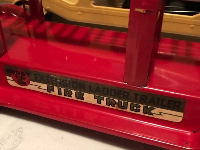 "Buddy L" Extension Ladder Trailer Fire Truck.