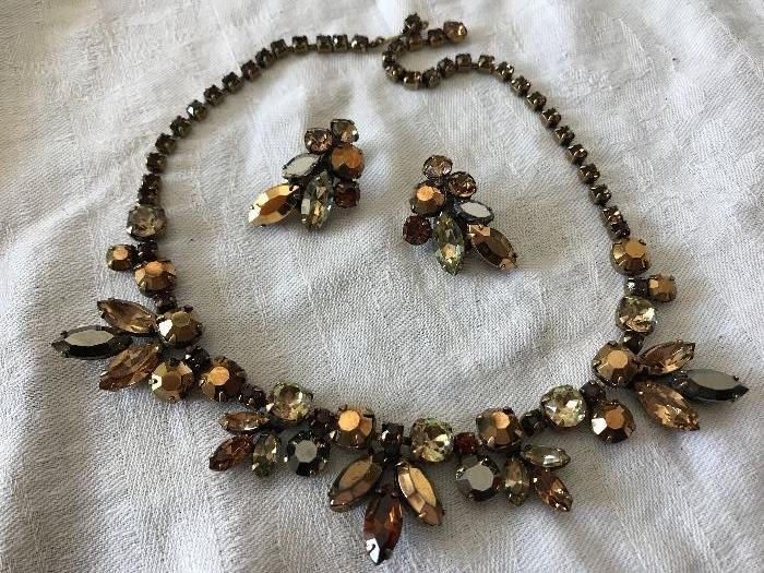 Vintage custom jewelry necklace and earrings in brown town and Smoky rhinestone motif 