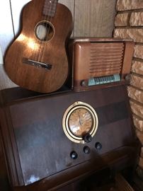 Vintage radios and a fun guitar 