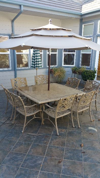 Fantastic high quality wrought iron patio set