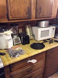 Toaster, microwave,carving knife, blender