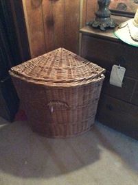 Laundry basket