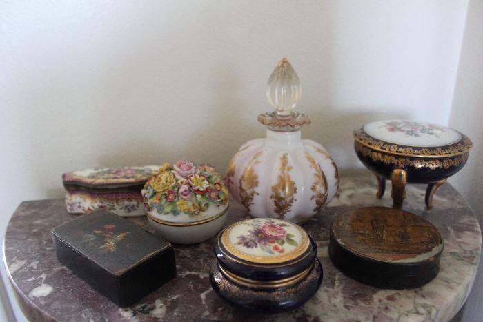 Perfume Bottles, Trinket Boxes and Snuff Boxes
