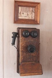 UPDATE: THE FAMILY HAS CHOSEN TO KEEP THE 2007 HIGHLANDER AND WALL TELEPHONE. WE APOLOGIZE FOR THE INCONVENIENCE AND WILL GLADLY ANSWER ANY QUESTIONS YOU MAY HAVE.