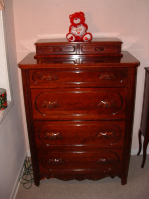 Chest of drawers (Davis Cabinet)