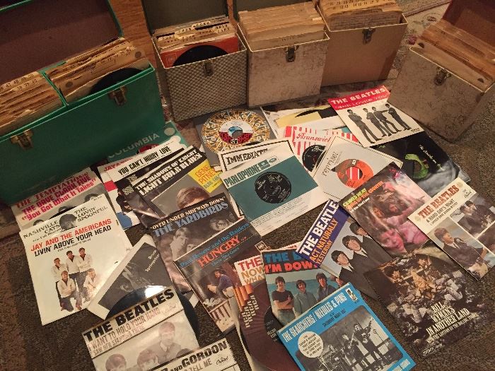 Huge 45 record collection from 60s-70s