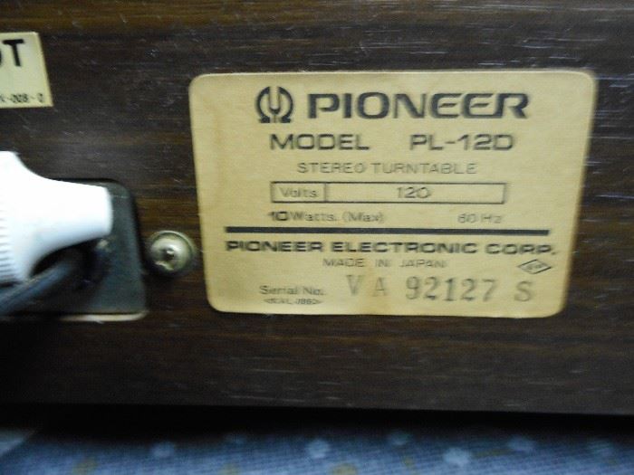 Pioneer PL 12D Turntable