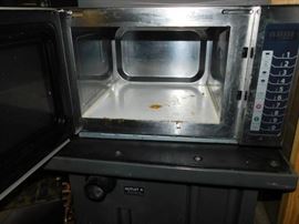 Amana RCS10TS Medium-Duty Microwave Oven, 1000W wo ...