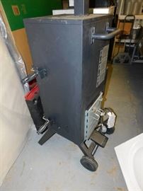 Shop Master Forge 20-lb Cylinder Piezo Ignition Ga ..