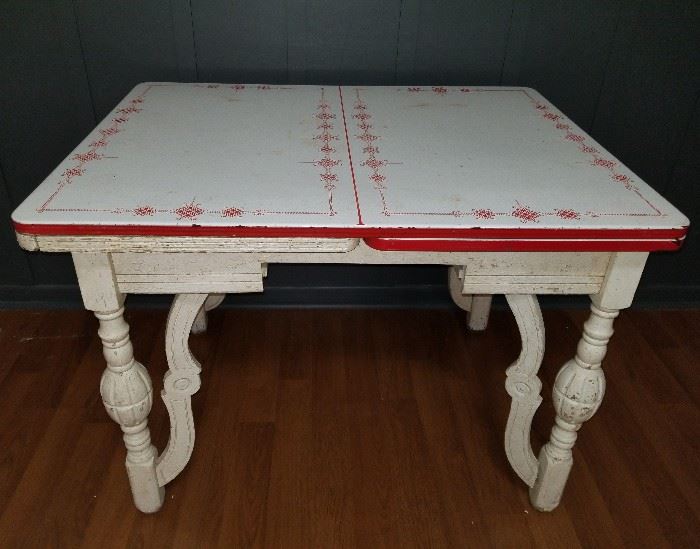 Antique Expandable Table