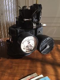Bell and Howell 16mm Cine Silent Projector "Filmo"....Works!