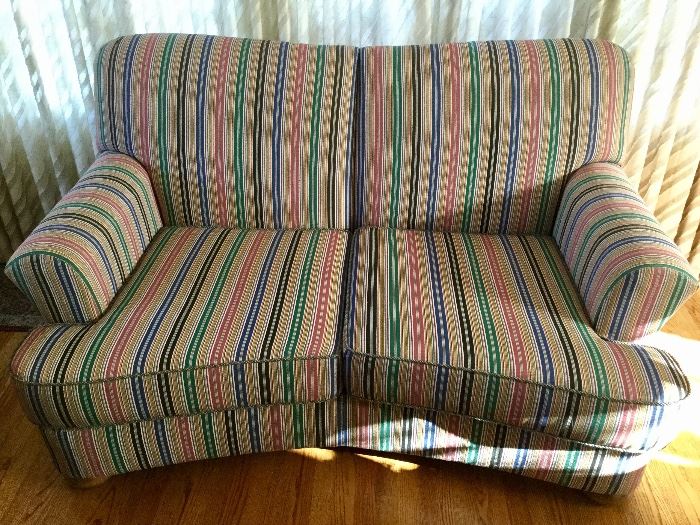 Custom made love seat. Excellent condition! 