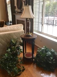 Accent tables, accent lamps