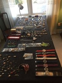  Costume jewelry (cash only) 