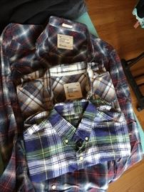 Some men's clothing. Brands include: American Eagle, Gap, Banana Republic, Levis, Express. Mostly size S-M