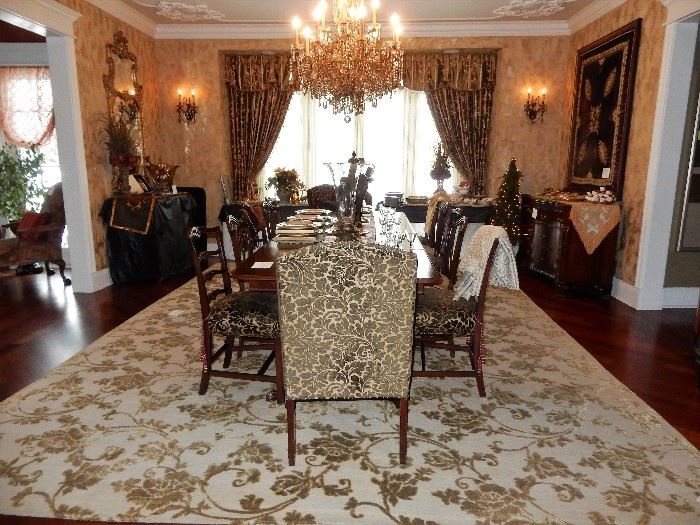 Stunning, Drexel triple pedestal table with 12 chairs