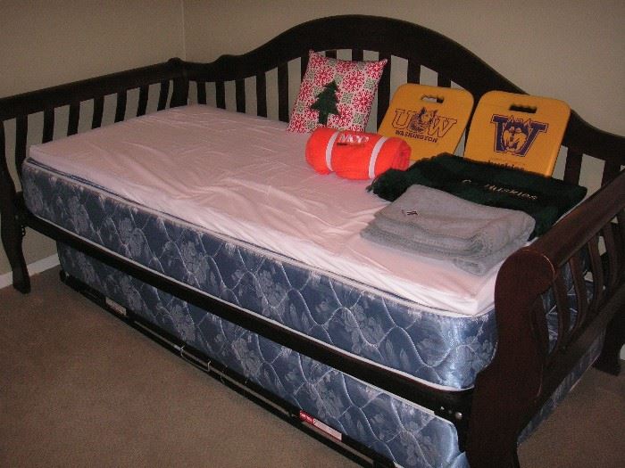 Macy's trundle bed