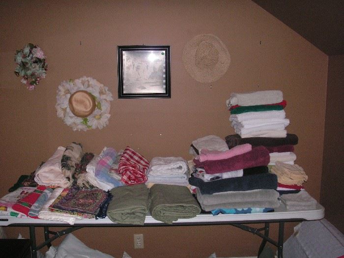 Towels & tablecloths
