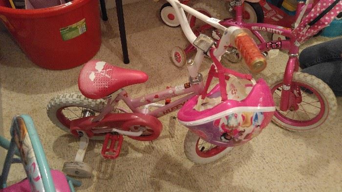 Almost need little girls Huffy bike with training wheels