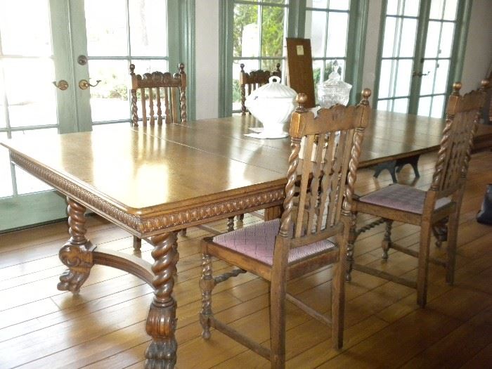 ANTIQUE "BARLEY TWIST" TIGER OAK  DINING TABLE AND CHAIRS  