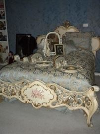 ANTIQUE FRENCH KING BEDROOM SET