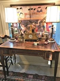 Elegant leather top desk