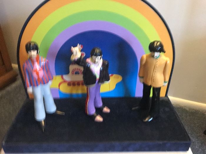 Beatles collectible yellow submarine Figurines 