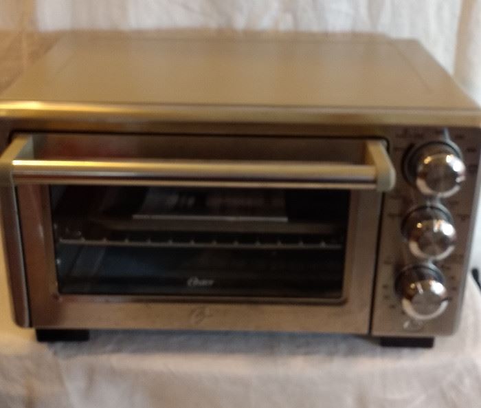 Kitchen Appliances - Keurig and Toaster Oven    http://www.ctonlineauctions.com/detail.asp?id=678199