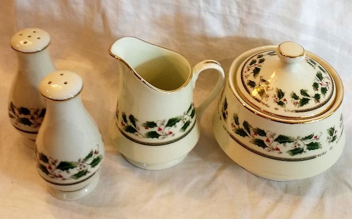 Holly Holiday Porcelain Sugar & Creamer and Salt & Pepper Shakers   http://www.ctonlineauctions.com/detail.asp?id=678392