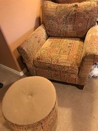 7FURNITUREArmchairWOttoman