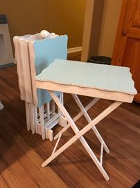 36FURNITURETrayTables