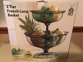 ACCESSORIES3TierBasket