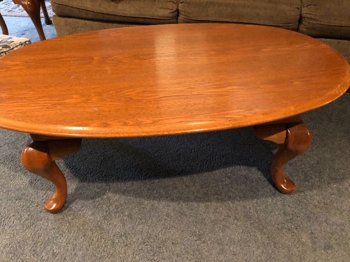 Oak Coffee Table also has two matching end tables. 