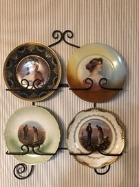 Wall Hanger with Collector Plates
